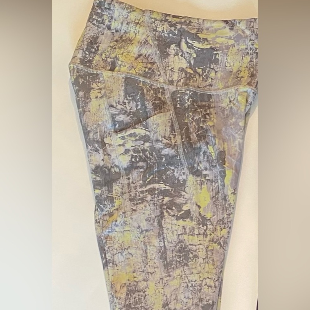 lululemon athletica Abstract Print Leggings - Gray and Yellow